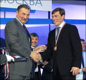 "Дорогая моя столица, Золотое "Динамо" Москва" "Дорогая моя столица, Золотое "Динамо" Москва"
