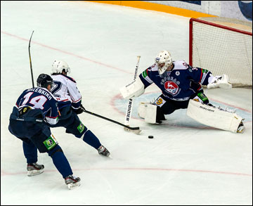 1 сентября 2012 года. Нижний Новгород. "Торпедо" — ХК "Саров" — 4:3 (ПБ). 1 сентября 2012 года. Нижний Новгород. "Торпедо" — ХК "Саров" — 4:3 (ПБ).
