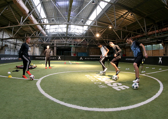Тренировки на adidas THEBASE Football Тренировки на adidas THEBASE Football