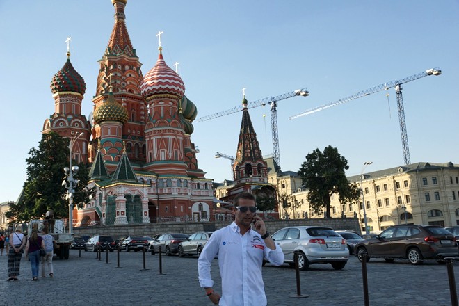Себастьен Лёб на Красной площади Себастьен Лёб на Красной площади