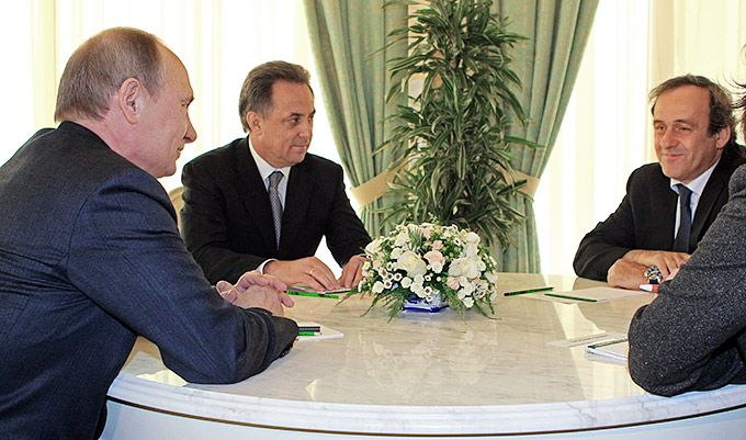 В 2013 году Платини дважды встречался с президентом России Владимиром Путиным В 2013 году Платини дважды встречался с президентом России Владимиром Путиным