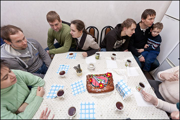 Чаепитие с "атлантами" Чаепитие с "атлантами"