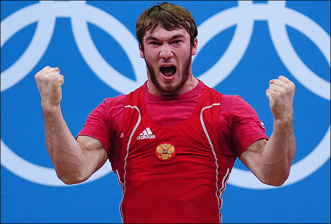 Апти Аухадову выиграть золото помешали лишние 150 грамм собственного веса Апти Аухадову выиграть золото помешали лишние 150 грамм собственного веса