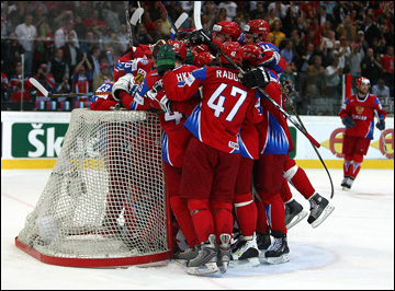 8 мая 2009 года. Берн. 1/2 финала. Россия — США — 3:2 8 мая 2009 года. Берн. 1/2 финала. Россия — США — 3:2