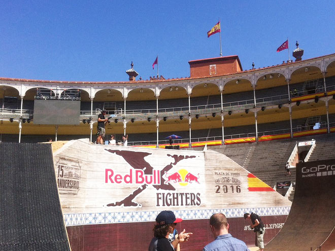 Red Bull X-Fighters в Мадриде Red Bull X-Fighters в Мадриде