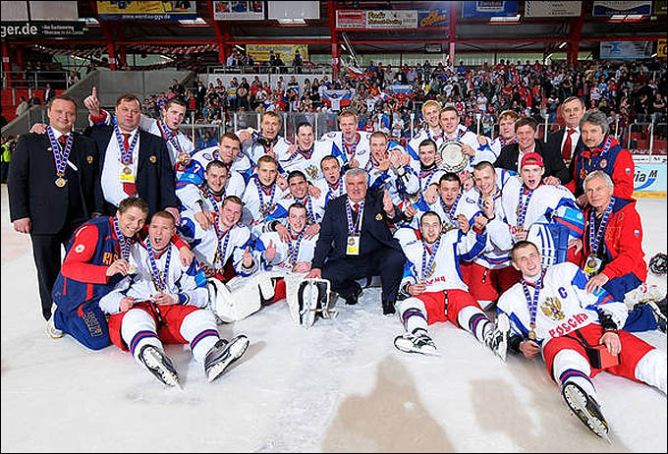 24 апреля 2011 года. Криммитшау. Чемпионат мира U-18. Матч за 3-е место. Канада — Россия — 4:6 24 апреля 2011 года. Криммитшау. Чемпионат мира U-18. Матч за 3-е место. Канада — Россия — 4:6