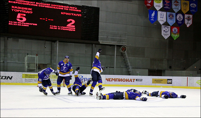 13 февраля 2013 года. Усть-Каменогорск. "Расстрел нарушителей игровой дисциплины" 13 февраля 2013 года. Усть-Каменогорск. "Расстрел нарушителей игровой дисциплины"