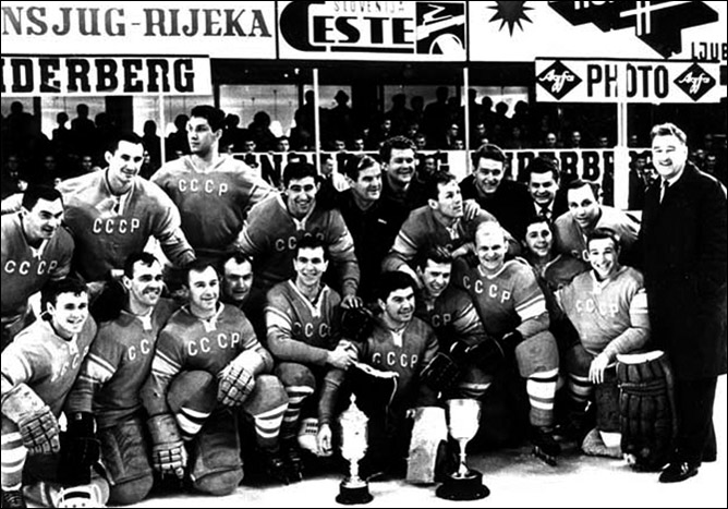 Топ-100 историй ИИХФ. История № 17. 1969. Запрет профессионалам на участие в ЧМ. Фото 03. Топ-100 историй ИИХФ. История № 17. 1969. Запрет профессионалам на участие в ЧМ. Фото 03.