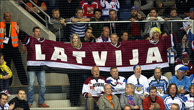 2 мая 2011 года. Братислава. Чемпионат мира. Латвия — Финляндия — 2:3 2 мая 2011 года. Братислава. Чемпионат мира. Латвия — Финляндия — 2:3