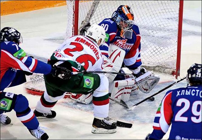 28 декабря 2010 года. Регулярный чемпионат КХЛ. "Металлург" (Магнитогорск) - "Ак Барс" - 0:3. 28 декабря 2010 года. Регулярный чемпионат КХЛ. "Металлург" (Магнитогорск) - "Ак Барс" - 0:3.