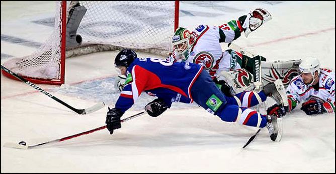 28 декабря 2010 года. Регулярный чемпионат КХЛ. "Металлург" (Магнитогорск) - "Ак Барс" - 0:3. 28 декабря 2010 года. Регулярный чемпионат КХЛ. "Металлург" (Магнитогорск) - "Ак Барс" - 0:3.