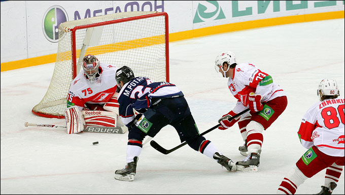 23 сентября 2012 года. Нижний Новгород. Регулярный чемпионат КХЛ. "Торпедо" — "Спартак" — 3:0 23 сентября 2012 года. Нижний Новгород. Регулярный чемпионат КХЛ. "Торпедо" — "Спартак" — 3:0