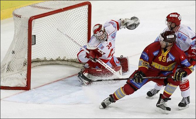 29 декабря 2010 года. Кубок Шпенглера. 1/4 финала. "Серветт" - "Спартак" - 2:0. 29 декабря 2010 года. Кубок Шпенглера. 1/4 финала. "Серветт" - "Спартак" - 2:0.