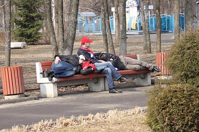 Фанаты СКА на привале Фанаты СКА на привале