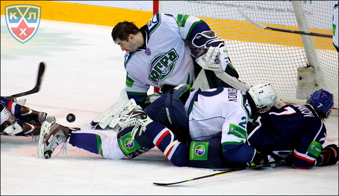 7 января 2013 года. Новосибирск. Регулярный чемпионат КХЛ. "Сибирь" — "Югра" — 2:3 (ОТ) 7 января 2013 года. Новосибирск. Регулярный чемпионат КХЛ. "Сибирь" — "Югра" — 2:3 (ОТ)
