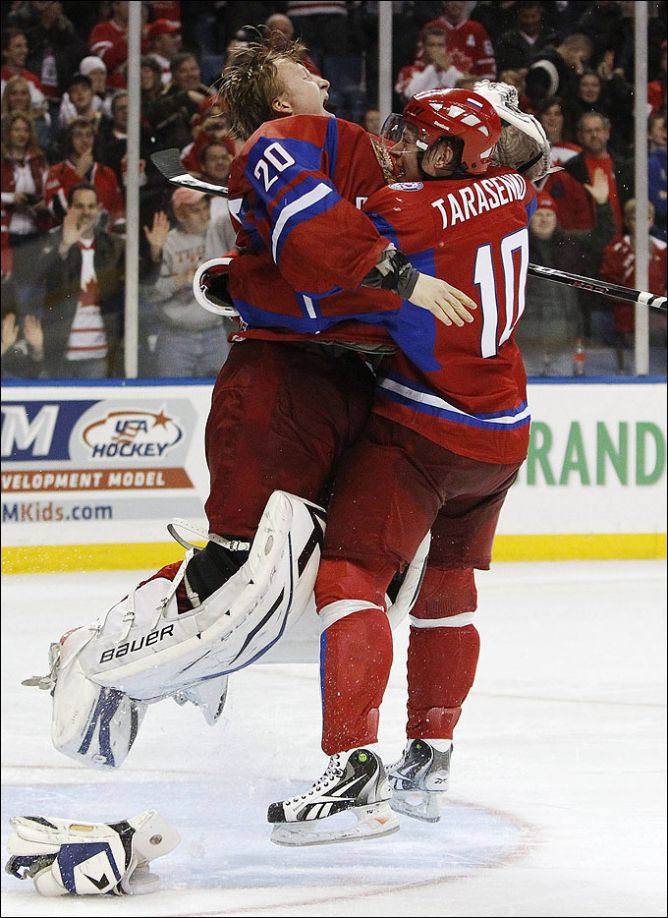 03 января 2011 года. Баффало. Полуфинал. Швеция - Россия - 3:4. 03 января 2011 года. Баффало. Полуфинал. Швеция - Россия - 3:4.