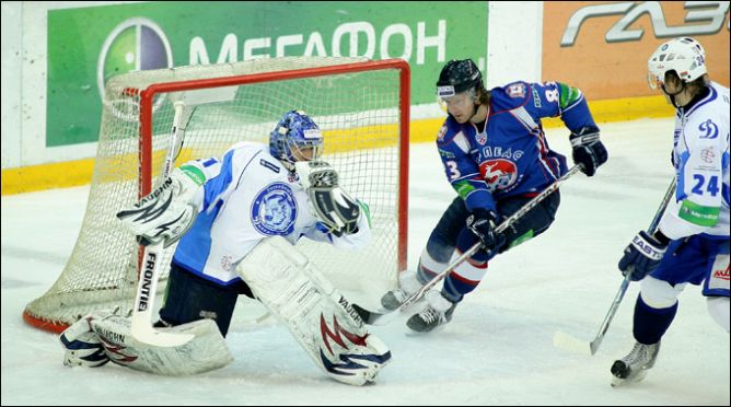 6 января 2011 года. Регулярный чемпионат КХЛ. Нижний Новгород. "Торпедо" - "Динамо" Мн - 3:5. 6 января 2011 года. Регулярный чемпионат КХЛ. Нижний Новгород. "Торпедо" - "Динамо" Мн - 3:5.
