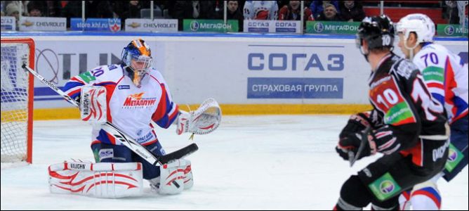 7 января 2011 года. Регулярный чемпионат КХЛ. Омск. "Авангард" - "Металлург" Мг - 5:3. 7 января 2011 года. Регулярный чемпионат КХЛ. Омск. "Авангард" - "Металлург" Мг - 5:3.