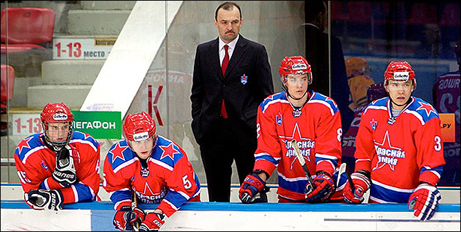 6 сентября 2011 года. Москва. Кубок открытия МХЛ. "Красная Армия" — "Стальные Лисы" — 1:2 6 сентября 2011 года. Москва. Кубок открытия МХЛ. "Красная Армия" — "Стальные Лисы" — 1:2