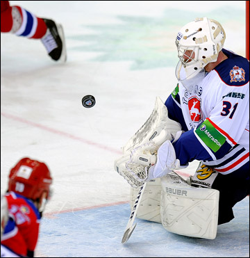 23 ноября 2012 года. Москва. Регулярный чемпионат КХЛ. ЦСКА — "Торпедо" — 3:2 (ОТ) 23 ноября 2012 года. Москва. Регулярный чемпионат КХЛ. ЦСКА — "Торпедо" — 3:2 (ОТ)