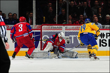 5 января 2012 года. Калгари. Молодежный чемпионат мира. Финал. Швеция — Россия — 1:0 (ОТ) 5 января 2012 года. Калгари. Молодежный чемпионат мира. Финал. Швеция — Россия — 1:0 (ОТ)