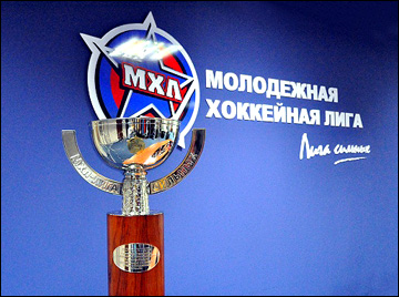 Уже двенадцать Уже двенадцать