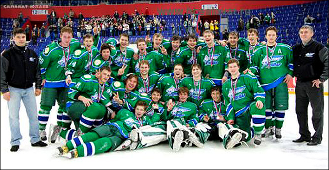 24.04.2010. МХЛ. Матч за 3-е место. "Толпар" (Уфа) - "Белые медведи" (Челябинск) - 5:2. Фото 03. 24.04.2010. МХЛ. Матч за 3-е место. "Толпар" (Уфа) - "Белые медведи" (Челябинск) - 5:2. Фото 03.