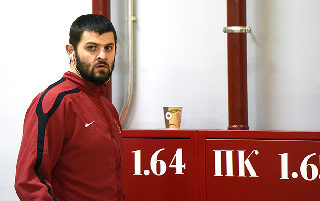 Александр Радулов