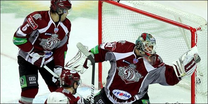 14 января 2011 года. Регулярный чемпионат КХЛ. Рига. "Динамо" Р - "Северсталь" - 3:4. 14 января 2011 года. Регулярный чемпионат КХЛ. Рига. "Динамо" Р - "Северсталь" - 3:4.