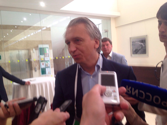 Александр Дюков и журналисты Александр Дюков и журналисты