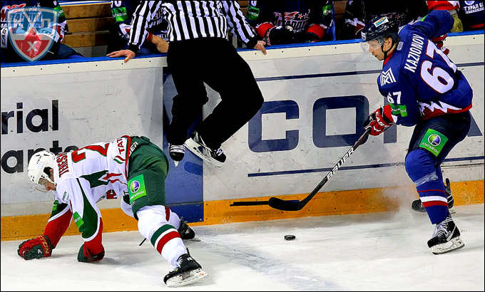 21 января 2013 года. Магнитогорск. Регулярный чемпионат КХЛ. "Металлург" Мг — "Ак Барс" — 1:2 21 января 2013 года. Магнитогорск. Регулярный чемпионат КХЛ. "Металлург" Мг — "Ак Барс" — 1:2