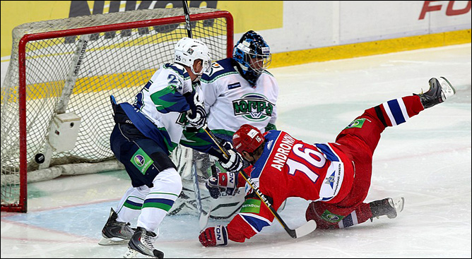 12 сентября 2011 года. Москва. Регулярный чемпионат КХЛ. ЦСКА — "Югра" — 3:2 12 сентября 2011 года. Москва. Регулярный чемпионат КХЛ. ЦСКА — "Югра" — 3:2
