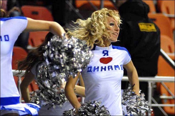 16 января 2011 года. Регулярный чемпионат КХЛ. Бобруйск. "Динамо" Мн - Северсталь - 3:1. 16 января 2011 года. Регулярный чемпионат КХЛ. Бобруйск. "Динамо" Мн - Северсталь - 3:1.