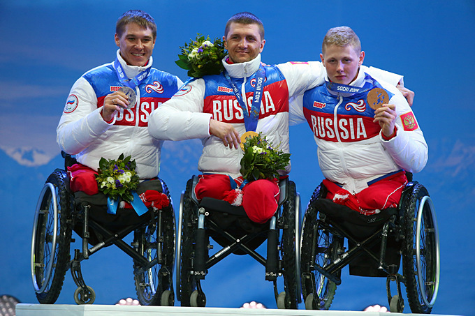 Золотой российский подиум в биатилоне. Алексей Быченок, Роман Петушков и Григорий Мурыгин Золотой российский подиум в биатилоне. Алексей Быченок, Роман Петушков и Григорий Мурыгин