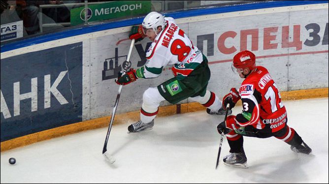 17 января 2011 года. Регулярный чемпионат КХЛ. Екатеринбург. "Автомобилист" - "Ак Барс" - 2:4. 17 января 2011 года. Регулярный чемпионат КХЛ. Екатеринбург. "Автомобилист" - "Ак Барс" - 2:4.