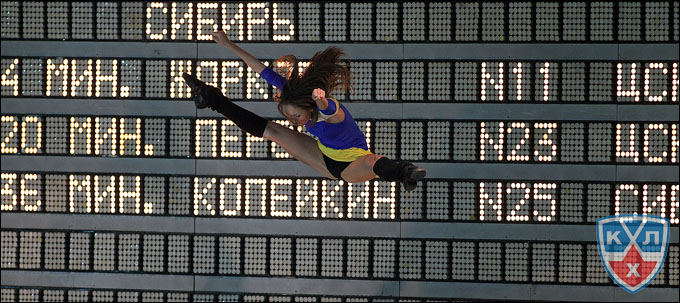 2 декабря 2012 года. Новосибирск. Регулярный чемпионат КХЛ. "Сибирь" — ЦСКА — 2:3 (ПБ) 2 декабря 2012 года. Новосибирск. Регулярный чемпионат КХЛ. "Сибирь" — ЦСКА — 2:3 (ПБ)
