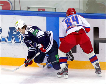 2 декабря 2012 года. Новосибирск. Регулярный чемпионат КХЛ. "Сибирь" — ЦСКА — 2:3 (ПБ) 2 декабря 2012 года. Новосибирск. Регулярный чемпионат КХЛ. "Сибирь" — ЦСКА — 2:3 (ПБ)