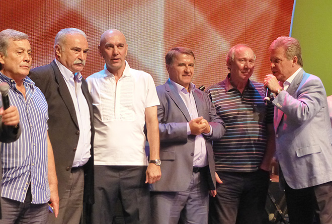 Гуцаев, Чивадзе, Хидиятуллин, Латыш, Романцев, Лещенко Гуцаев, Чивадзе, Хидиятуллин, Латыш, Романцев, Лещенко