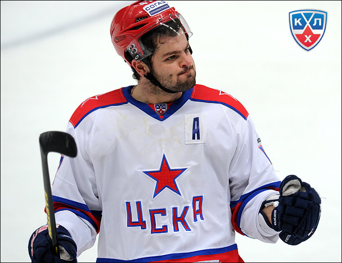 30 декабря 2012 года. Балашиха. Регулярный чемпионат КХЛ. "Динамо" Москва — ЦСКА — 2:4 30 декабря 2012 года. Балашиха. Регулярный чемпионат КХЛ. "Динамо" Москва — ЦСКА — 2:4