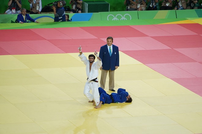 Мудранов - чемпион! Мудранов - чемпион!