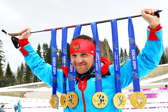 Шестикратный чемпион Паралимпиады в Сочи Роман Петушков Шестикратный чемпион Паралимпиады в Сочи Роман Петушков