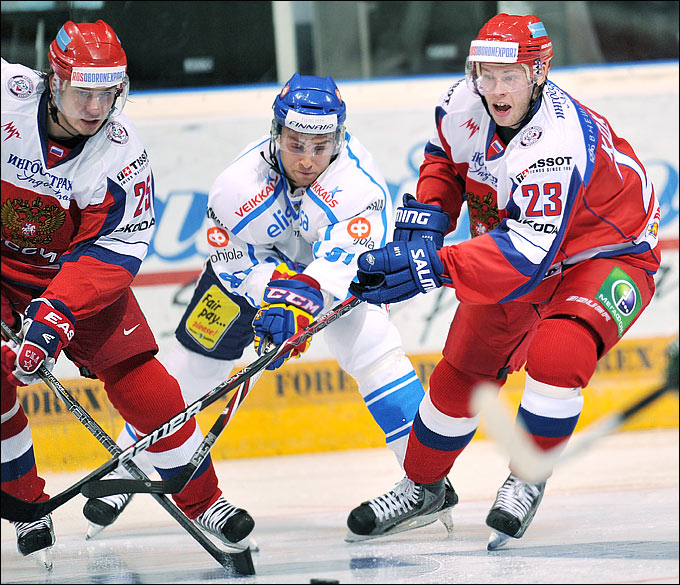 7 ноября 2012 года. Турку. Кубок Карьяла. Россия — Финляндия — 1:2 (ПБ) 7 ноября 2012 года. Турку. Кубок Карьяла. Россия — Финляндия — 1:2 (ПБ)