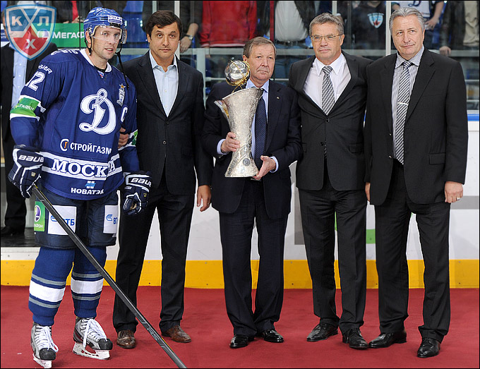 Юрий Бабенко, Валерий Каменский, Александр Мальцев, Александр Медведев и Александр Якушев Юрий Бабенко, Валерий Каменский, Александр Мальцев, Александр Медведев и Александр Якушев