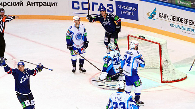 22 сентября 2012 года. Новосибирск. Регулярный чемпионат КХЛ. "Сибирь" — "Динамо" Мн — 2:1 22 сентября 2012 года. Новосибирск. Регулярный чемпионат КХЛ. "Сибирь" — "Динамо" Мн — 2:1