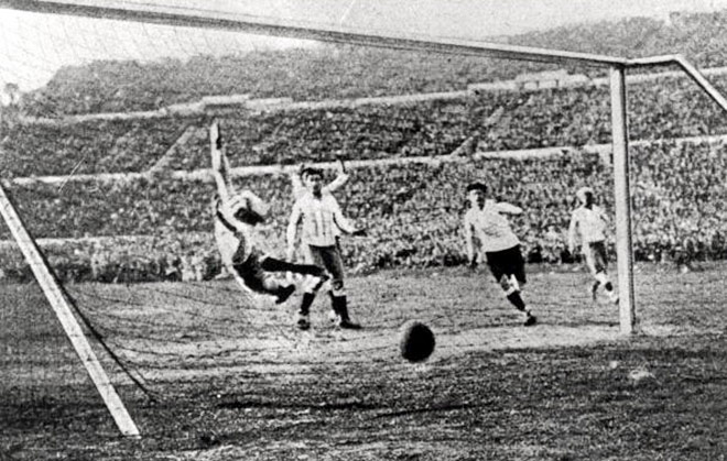 Финал ЧМ-1930. Уругвай – Аргентина Финал ЧМ-1930. Уругвай – Аргентина