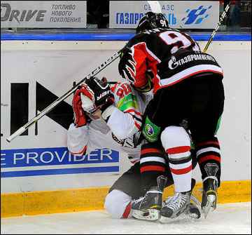 15 октября 2012 года. Омск. Регулярный чемпионат КХЛ. "Авангард" — "Донбасс" — 2:1 15 октября 2012 года. Омск. Регулярный чемпионат КХЛ. "Авангард" — "Донбасс" — 2:1