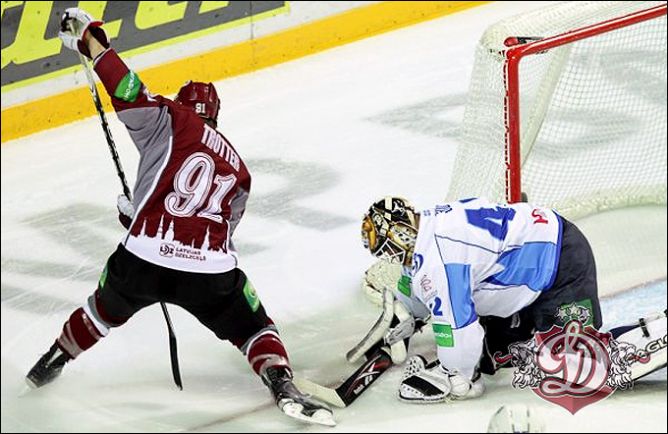 26 января 2011 года. Регулярный чемпионат КХЛ. Рига. "Динамо" Р - "Динамо" Мн - 4:3. 26 января 2011 года. Регулярный чемпионат КХЛ. Рига. "Динамо" Р - "Динамо" Мн - 4:3.