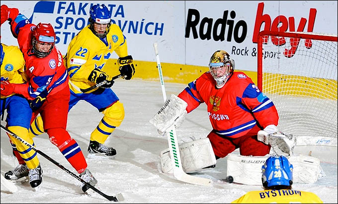 17 апреля 2012 года. Зноймо. Юниорский чемпионат мира. Швеция — Россия — 2:0 17 апреля 2012 года. Зноймо. Юниорский чемпионат мира. Швеция — Россия — 2:0
