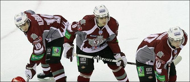 1 февраля 2011 года. Регулярный чемпионат КХЛ. Рига. "Динамо" Р — ЦСКА — 1:2. 1 февраля 2011 года. Регулярный чемпионат КХЛ. Рига. "Динамо" Р — ЦСКА — 1:2.