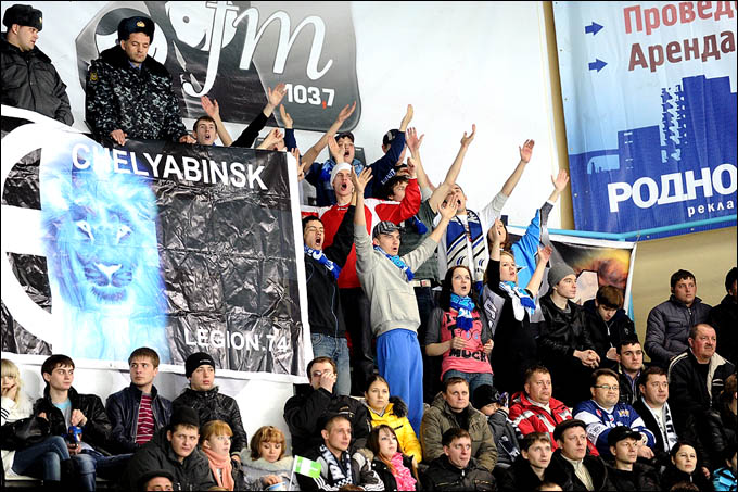 7 марта 2012 года. Орск. Плей-офф чемпионата ВХЛ. 1/8 финала. "Южный Урал" — "Мечел" — 1:2 7 марта 2012 года. Орск. Плей-офф чемпионата ВХЛ. 1/8 финала. "Южный Урал" — "Мечел" — 1:2